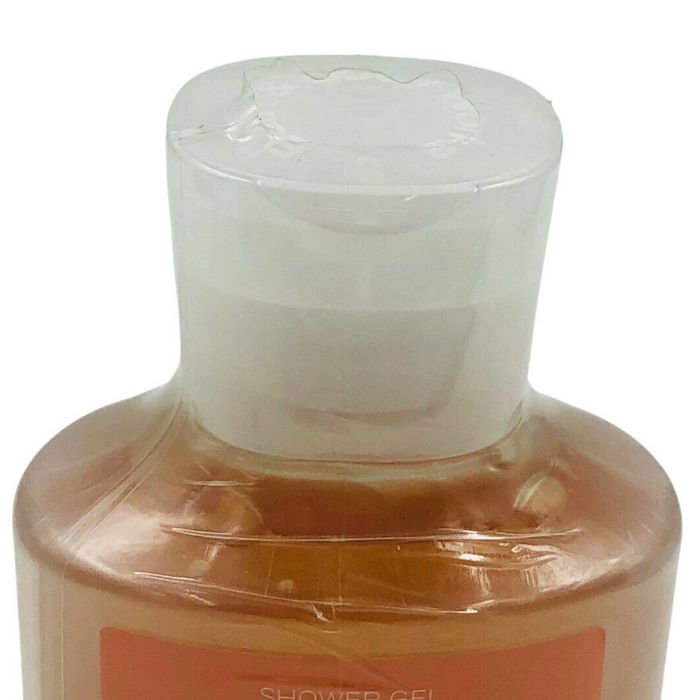 Bath & Body Works Snowflakes & Cashmere Shower Gel Wash 10 fl.oz - Picture 4 of 5